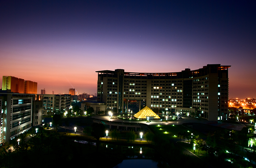 综合楼夜景2