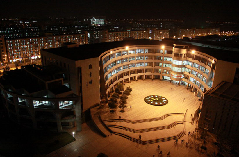 图书馆夜景