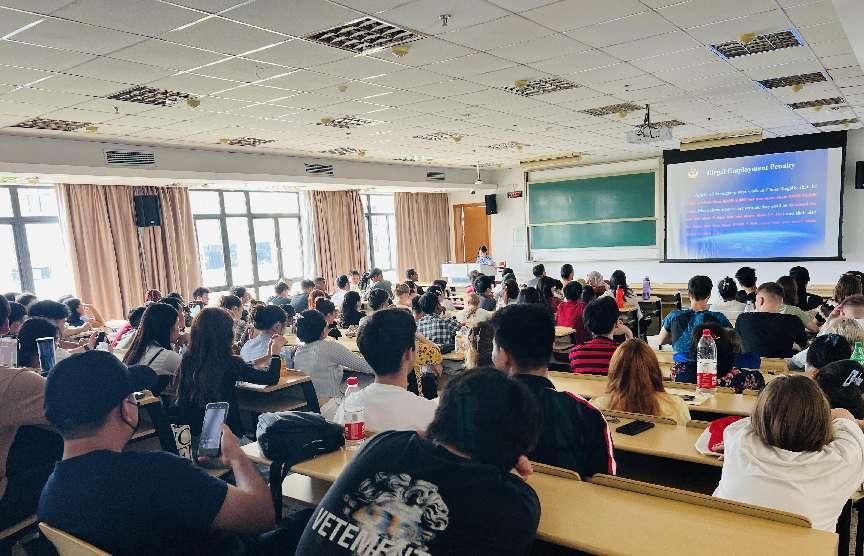 The "first lesson" | The College of Gujiao held a series of lectures on international student education